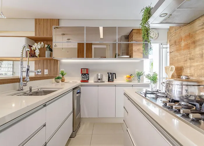 Apartamento De Luxo Com Piscina No Centro