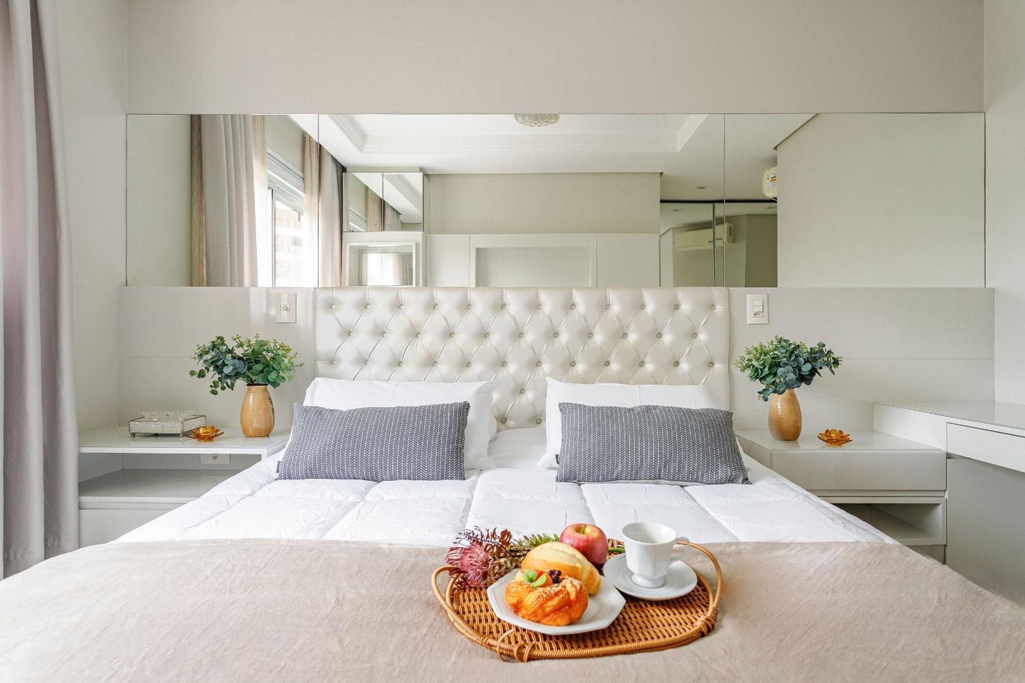 Apartamento De Luxo Com Piscina No Centro Florianopolis