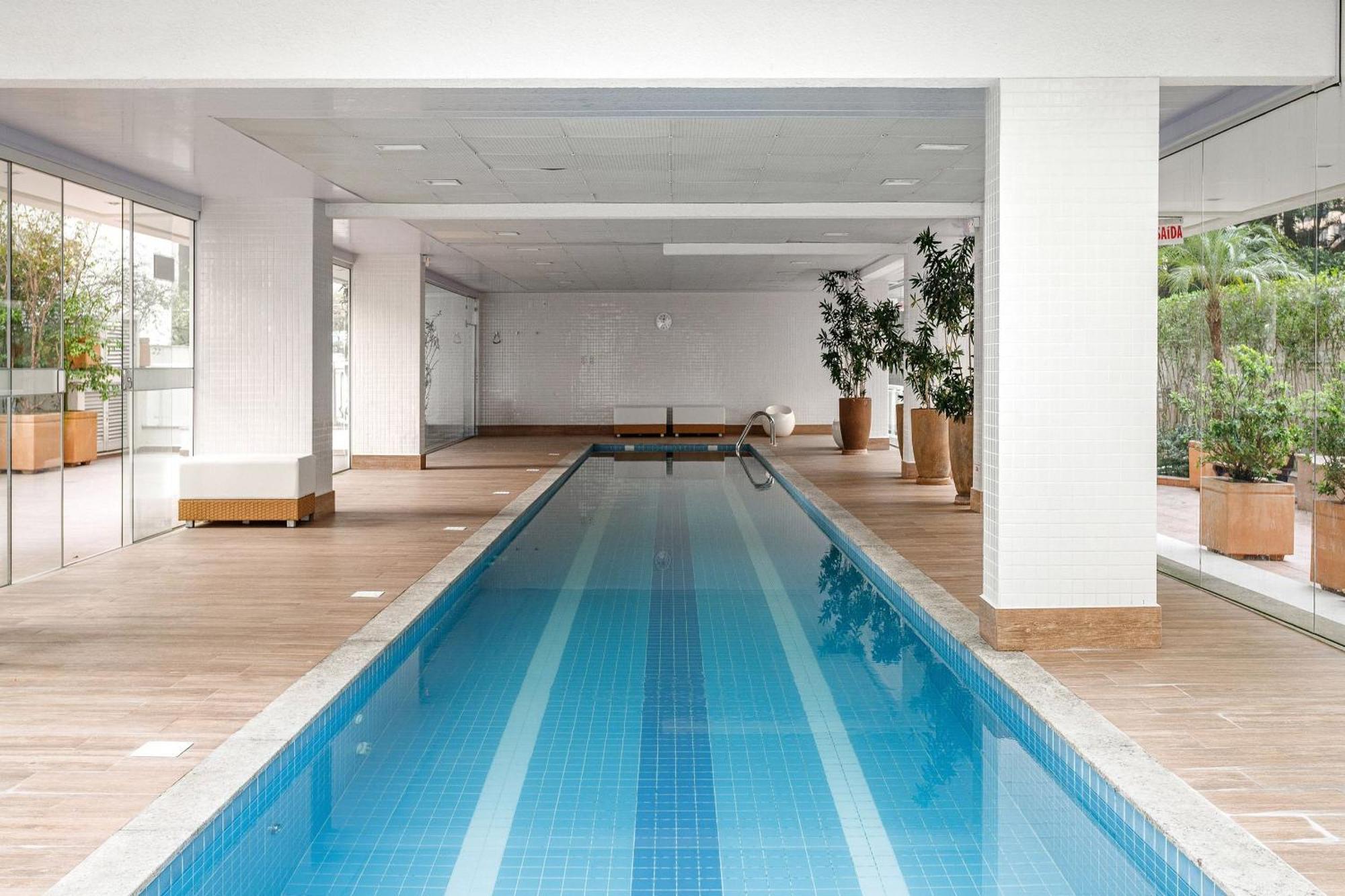 De Luxo Com Piscina No Centro *
